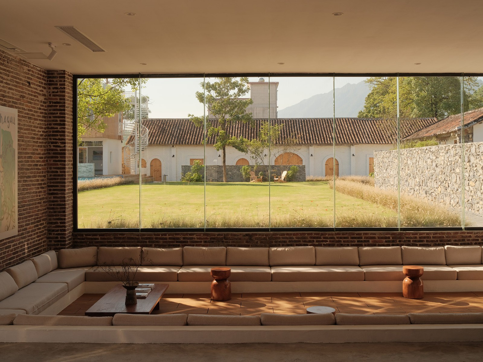 廣東英德·“八畝晴川”度假民宿設(shè)計 廣東英德·“八畝晴川”度假民宿設(shè)計